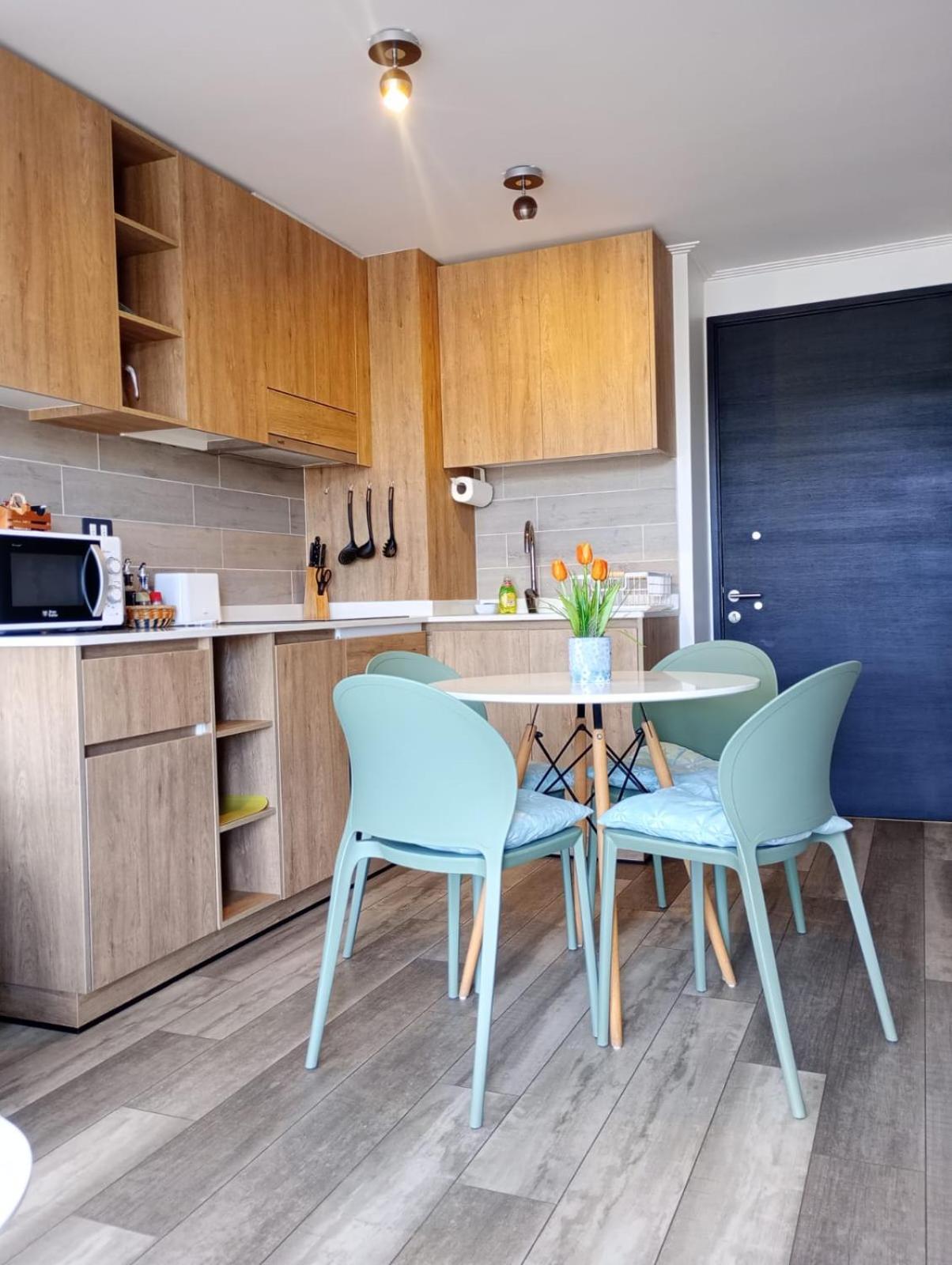 Hom I Vista A La Ciudad 4pax Cerca De La Costanera Apartment *
